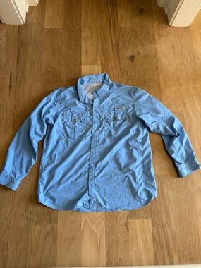 Columbia Light Blue Long Sleeve Button-Up PFG Fishing Shirt